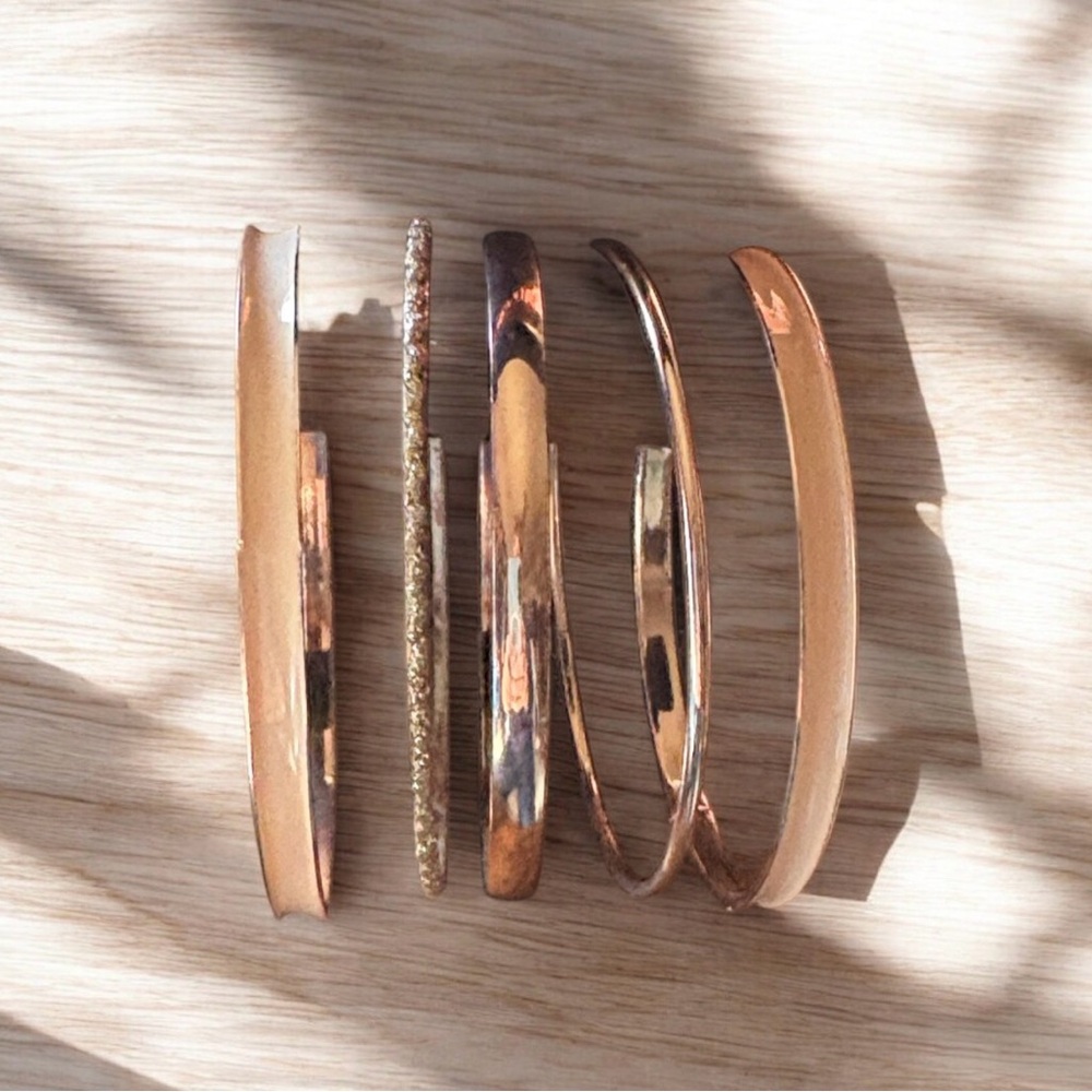 Elegant Rose Gold and Pale Peach Bangle Set of Five (v)